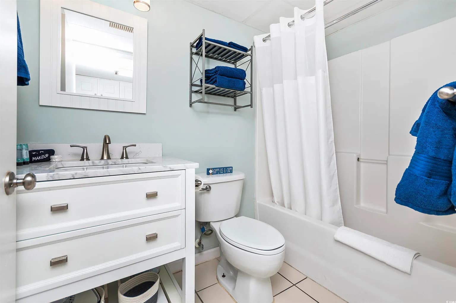 Modern bathroom